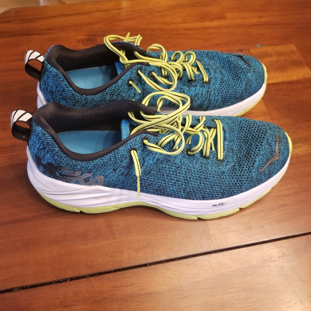 Hoka One One Mach